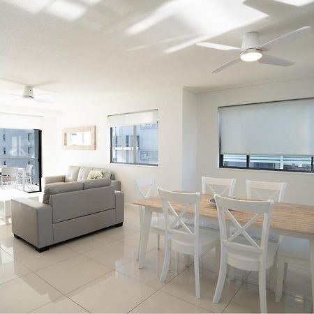 Seamark On First Mooloolaba Kültér fotó